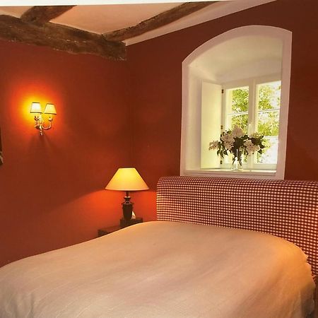 Schlosshotel Goetzenburg 자그슈타우젠 외부 사진